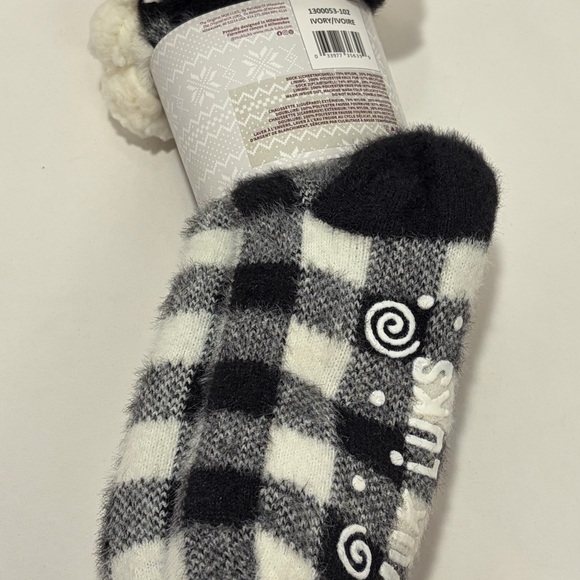Muk Luks Women's Leopard & Black White Plaid Cabin Socks NWT - Picture 4 of 8